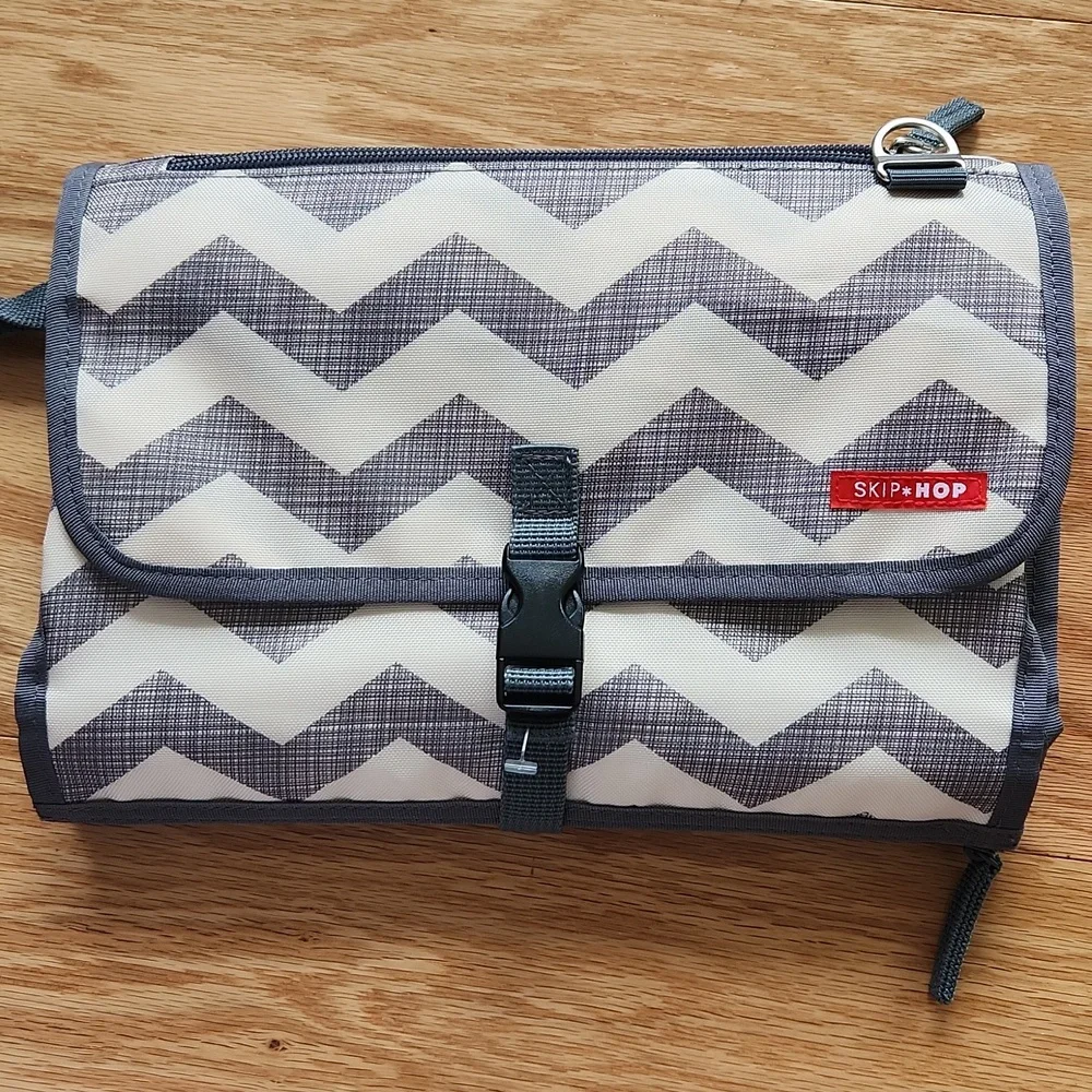 Skip Hop Portable Changing Pad